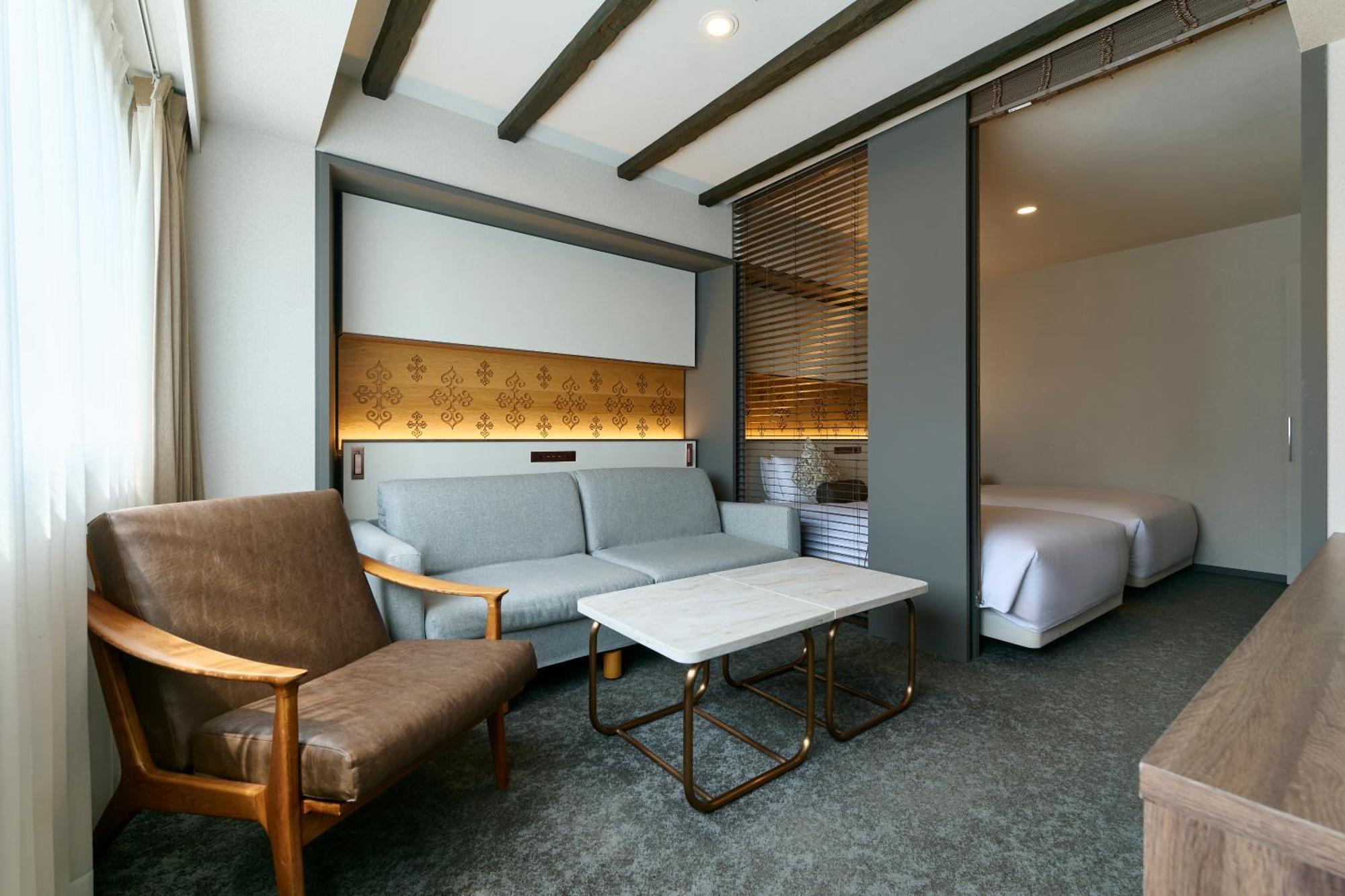 Cross Hotel 4*