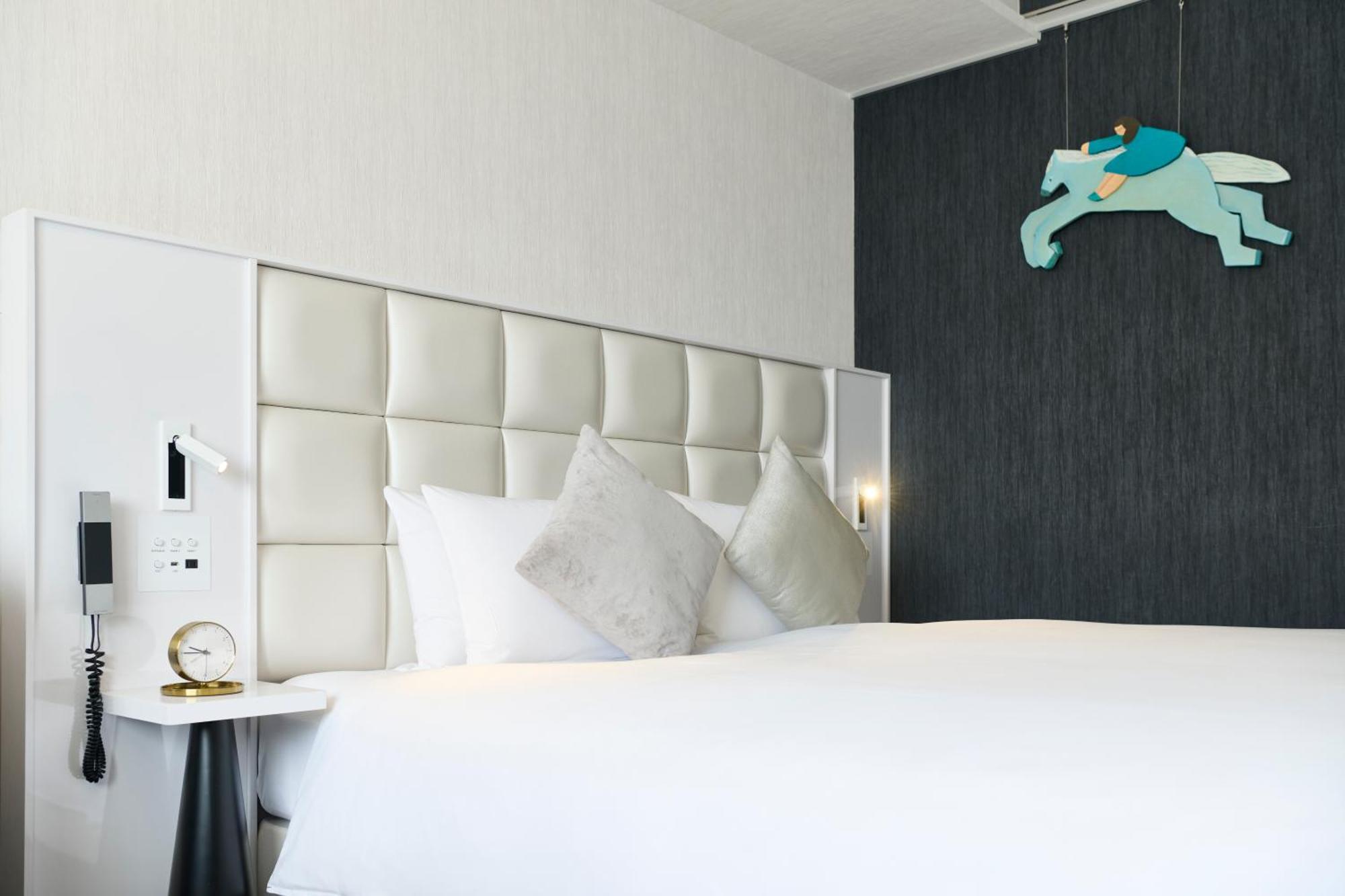 Cross Hotel